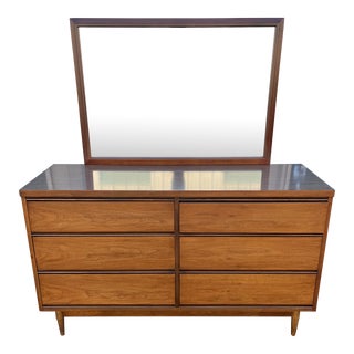 1970s Mid Century Modern Walnut 6-Drawer Dresser With Mirror Attributed to Broyhill For Sale