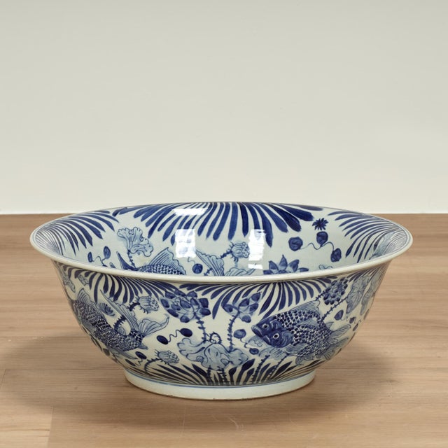 Chinese Large Chinese Blue and White Porcelain Fish Bowl For Sale - Image 3 of 11