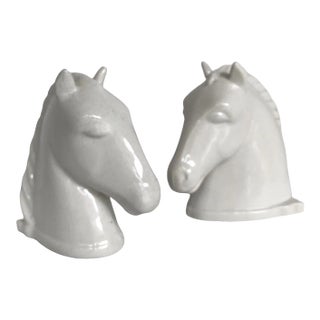 Pair of Modern Ceramic White Horse Head Bookends by Abingdon Pottery 1940s For Sale