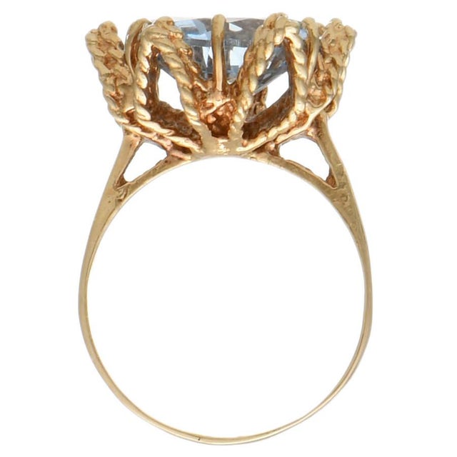 14KY Vintage Synthetic Blue Spinel Ring, size 6.5 For Sale - Image 4 of 5