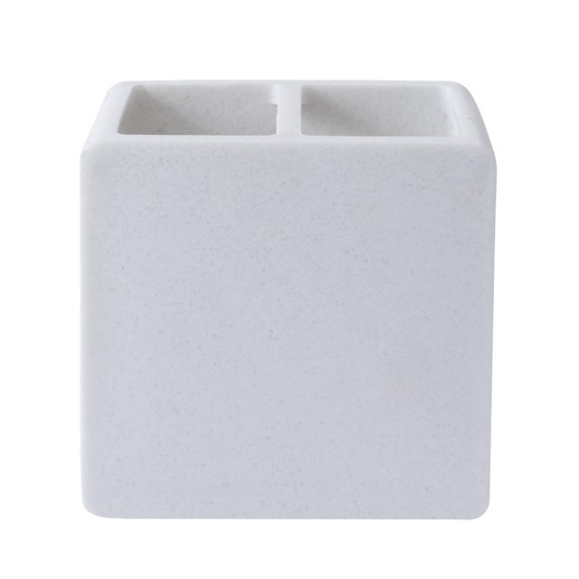 A collection full of elegant appeal, the micro-terrazzo used to create our Verbier Bath Accessories is a mix of tumbled...