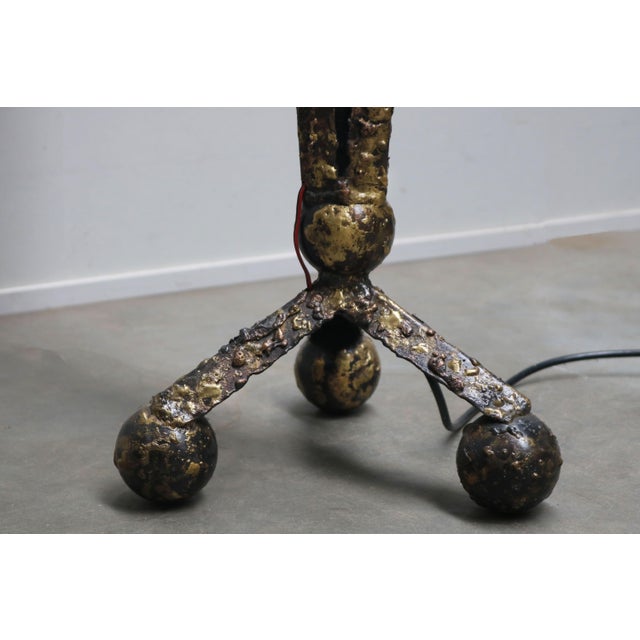 Dutch Brutalist Hand-Crafted Floor Lamp in Brass and Metal, 1980 For Sale - Image 11 of 12