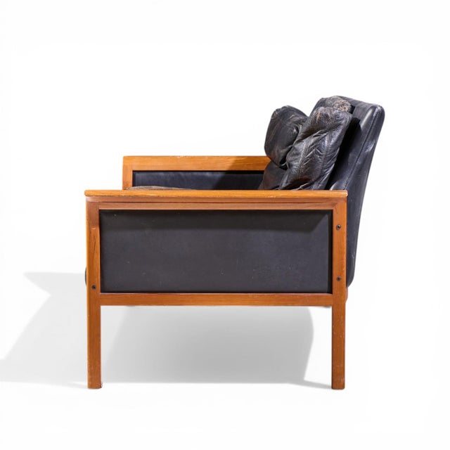 Vatne Møbler Knut Sæter for Vatne Møbler Mid Century Norwegian Teak and Leather Loveseat Sofa For Sale - Image 4 of 9