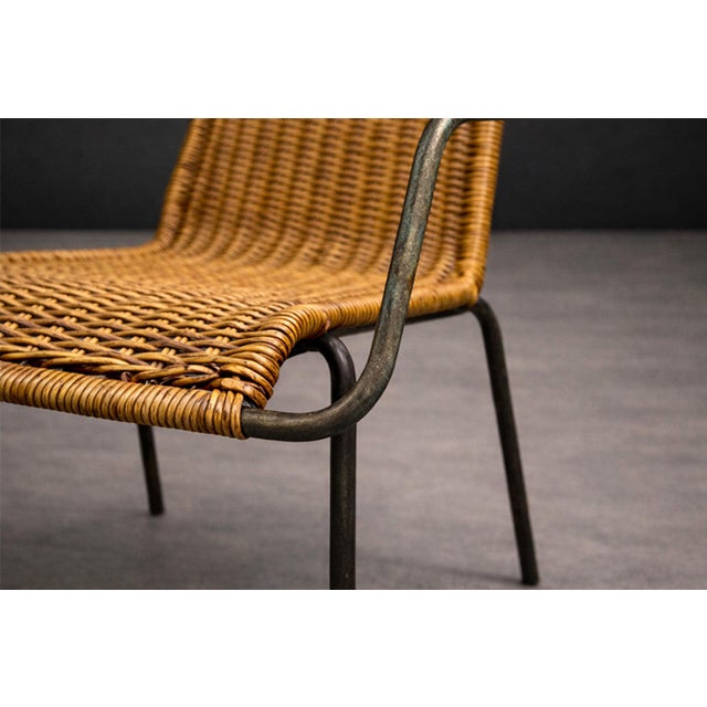 Brown Pair of Armchairs Wicker & Iron, Carlo Hauner, 1950s For Sale - Image 8 of 9