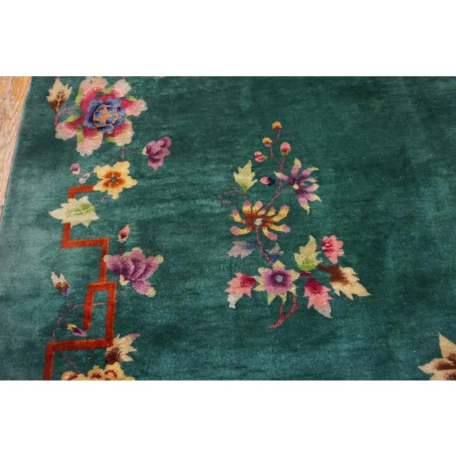1920s 1920s Green Flowers Modern Antique Chinese Art Deco Carpet 8'9" X 11'6" Knotted Pile Wool Rug For Sale - Image 5 of 9