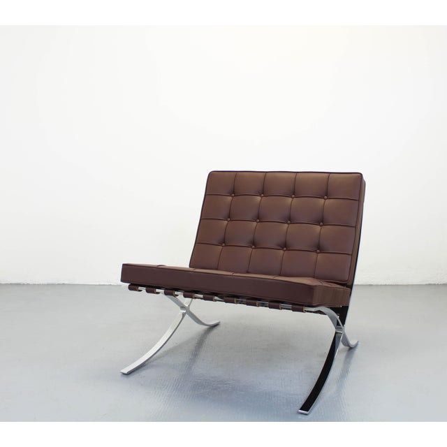 Ludwig Mies van der Rohe Barcelona Chair in Brown Leather by Ludwig Mies Van Der Rohe for Knoll International For Sale - Image 4 of 14