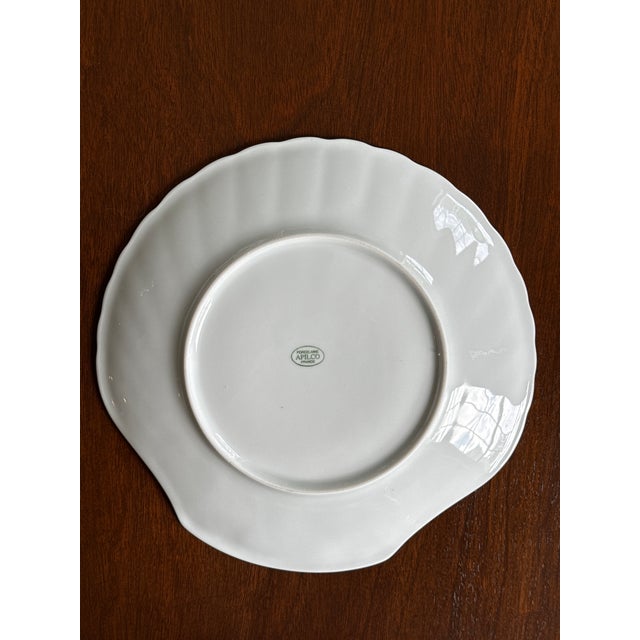 Ceramic Contemporary Scallop Shell Shaped White Ceramic Plates— Set of Four For Sale - Image 7 of 18