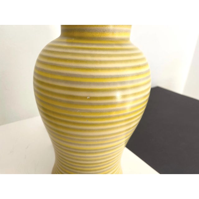 Midcentury Striped Ceramic Ginger Jar Lamps & Shades - a Pair For Sale - Image 14 of 18