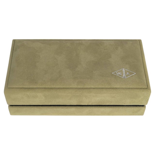 Bracelet Box from Van Cleef & Arpels, 1990s For Sale - Image 8 of 8