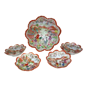 Vintage Japanese Geisha Girl Porcelain Scalloped Huge Berry Bowl Set- 5 Pieces