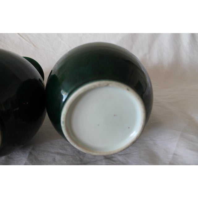 19th Century Pair of 19th Century Chinese Green Porcelain Vases For Sale - Image 5 of 10