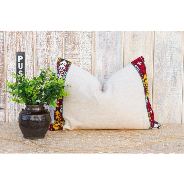 Textile Qia Linen Tribal Border Pillow For Sale - Image 7 of 8
