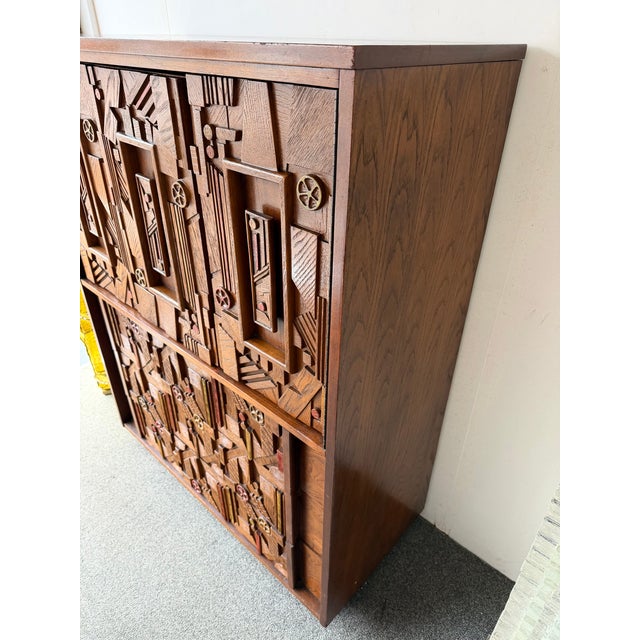 Mid-Century Modern Brutalist Wood Sculpture Cabinet by Lane. Usa, 1970s For Sale - Image 12 of 15