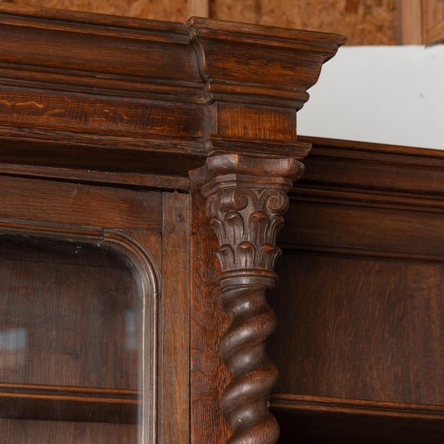 French Provincial Late 19th Century Large French Oak Bookcase Display Cabinet For Sale - Image 3 of 17
