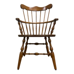Vintage S Bent & Bros Colonial Style Maple Windsor Comb Back Dining Chair