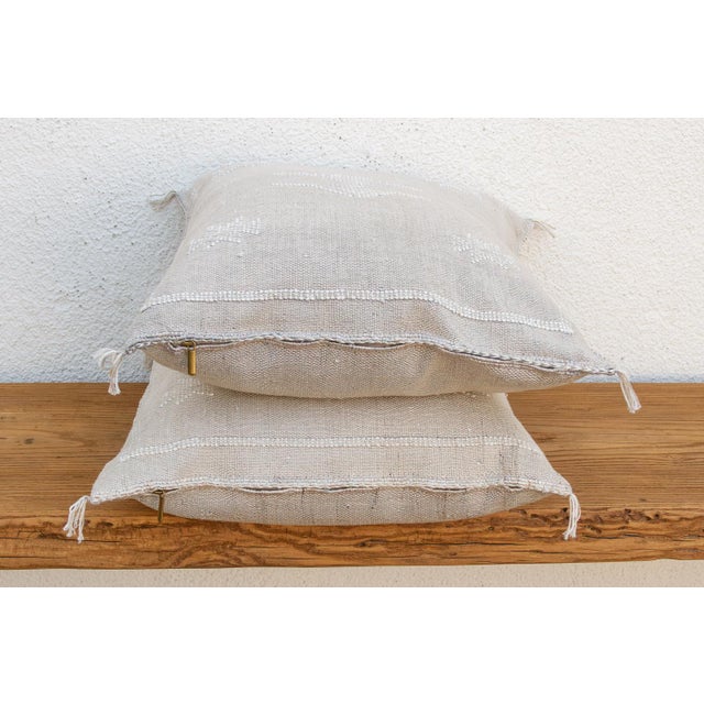 Set of 2, Linen Stag Cactus Silk Moroccan Pillows For Sale In Los Angeles - Image 6 of 8