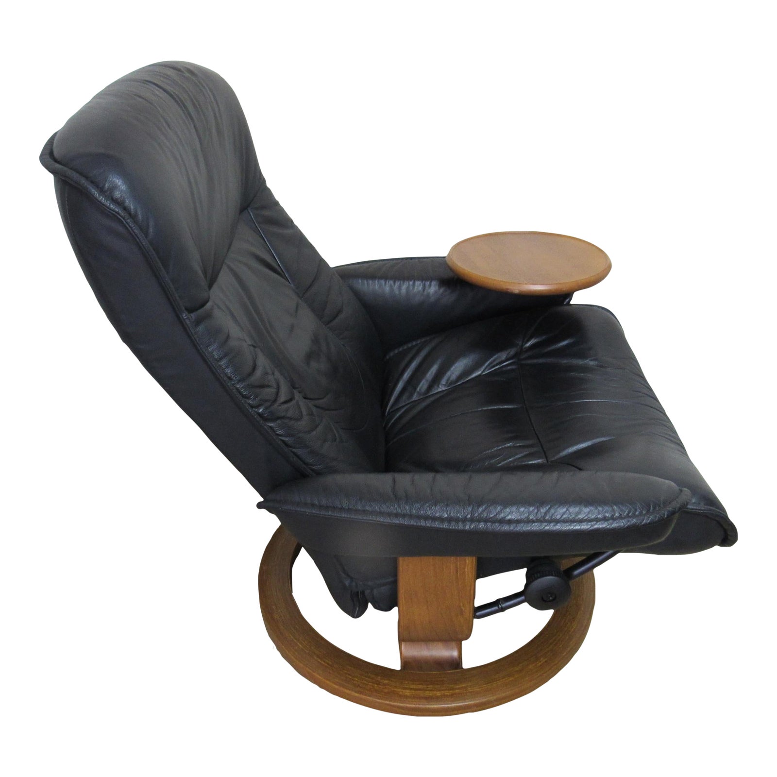 1990s Ekornes Stressless Black Leather Recliner With a Swivel and