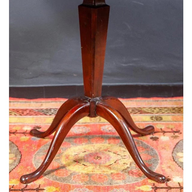 English Regency Inlaid Center Table or Occasional Table, 1815 For Sale - Image 5 of 9