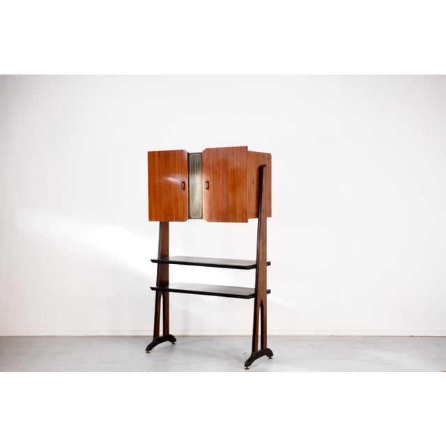 Mid-Century Modern Italian Freestanding Teak and Brass Modular Bookshelf, 1960s For Sale - Image 4 of 9