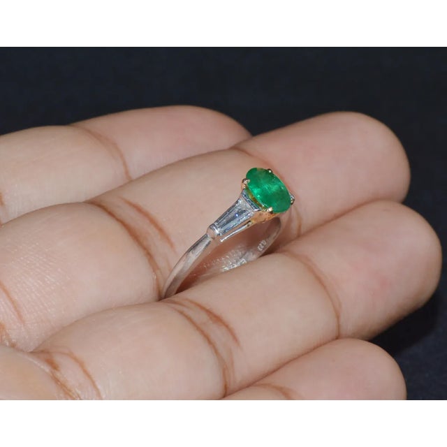 Emerald Certified Natural 1.13CTS VS G Diamond Emerald Platinum 18K Gold Three Stone Ring, size 6.75 For Sale - Image 8 of 10