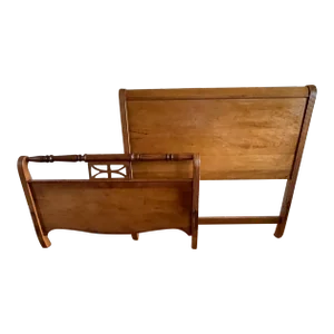 Heywood Wakefield Old Colony Maple Twin Headboard & Footboard Late 1930s/1940