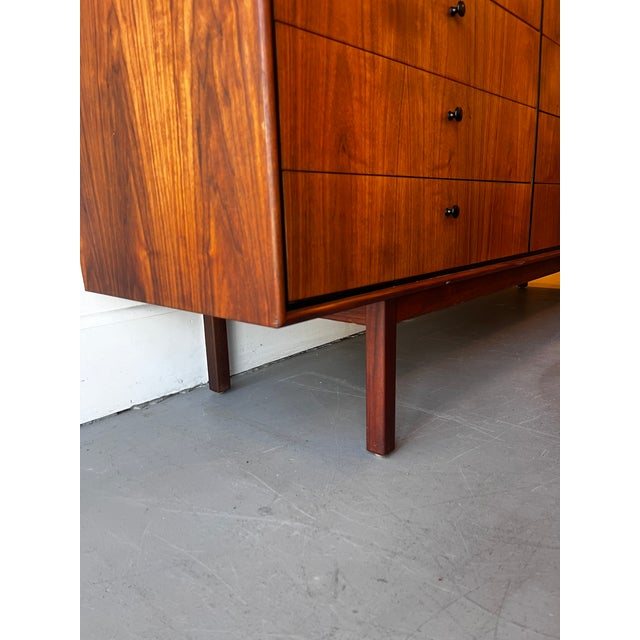 Chestnut Jack Cartwright for Founders 12-Drawer Dresser, Walnut, Mid-Century Modern, Attributed For Sale - Image 8 of 14