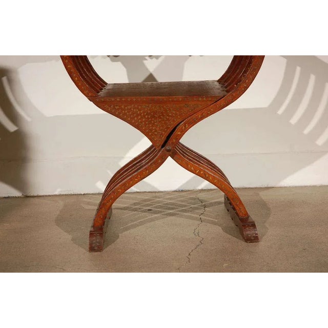 English 19th Century Anglo-Indian Brass Inlaid Savonarola Chair With Peacocks For Sale - Image 3 of 12