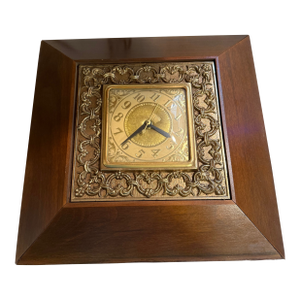 1940’s Harben Co. Electric Wall Clock #30