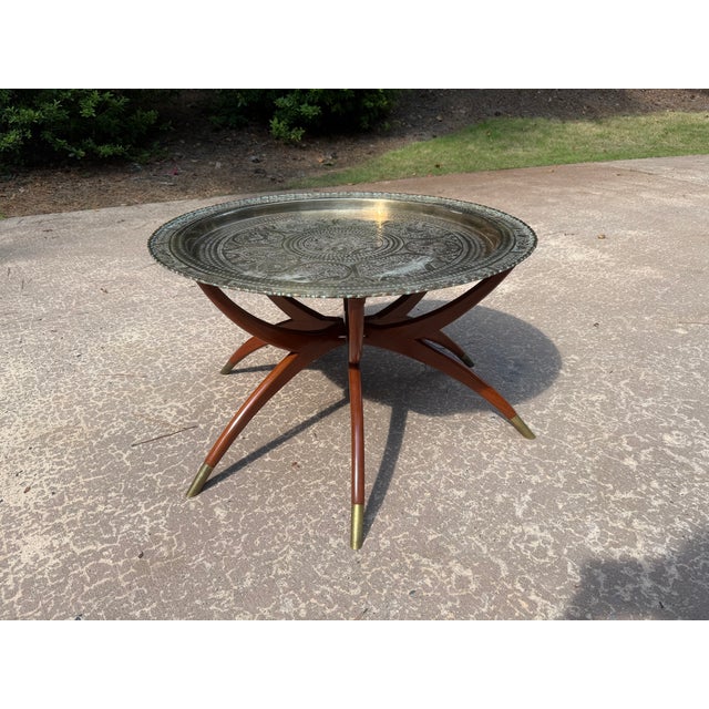 1960s MCM Brass Tray Table With Spider Legs For Sale - Image 5 of 5
