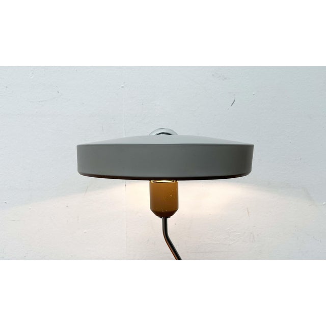 1960s Mid-Century Modern Dutch Model Romeo Minimalist Table Lamp by Louis Kalff for Philips, 1960s For Sale - Image 5 of 18