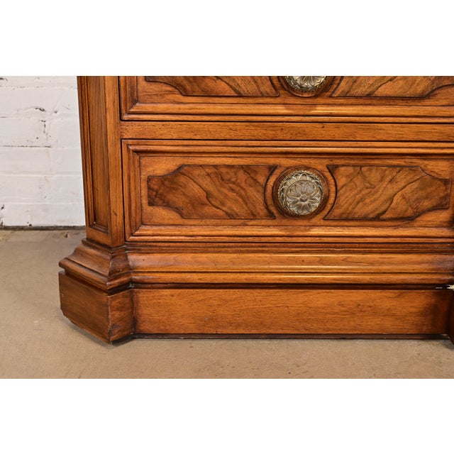 Karges French Regency Louis XVI Burled Walnut Triple Dresser or Credenza For Sale - Image 11 of 15