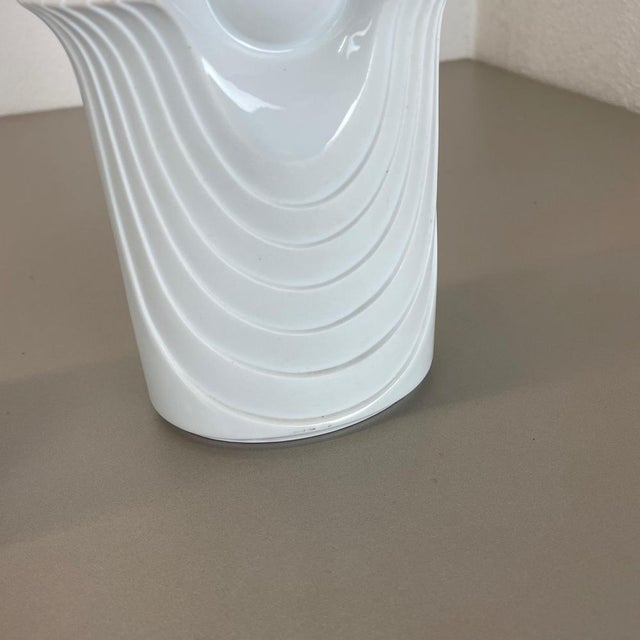 White Op Art Porcelain Vases from Royal Bavaria KPM, Germany, 1970s, Set of 2 For Sale - Image 8 of 18