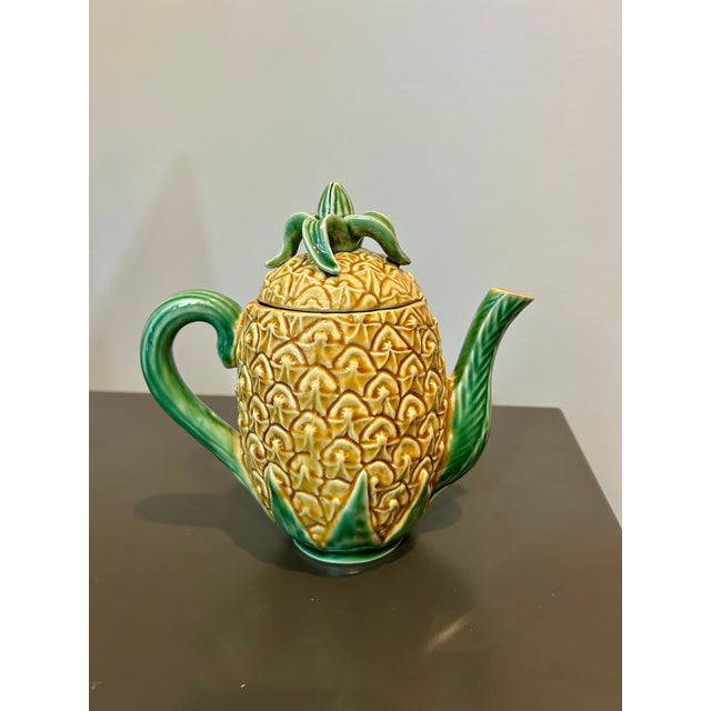 Late 20th Century Late 20th Century Bordallo Pinheiro Pineapple Teapot – Portuguese Majolica Earthenware, Yellow & Green Handcrafted Ceramic For Sale - Image 5 of 14