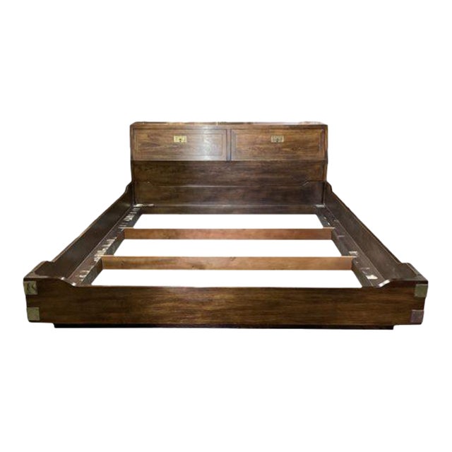 1980s Henredon Campaign-Style Queen Headboard With Built-in Storage – Oak & Brass For Sale