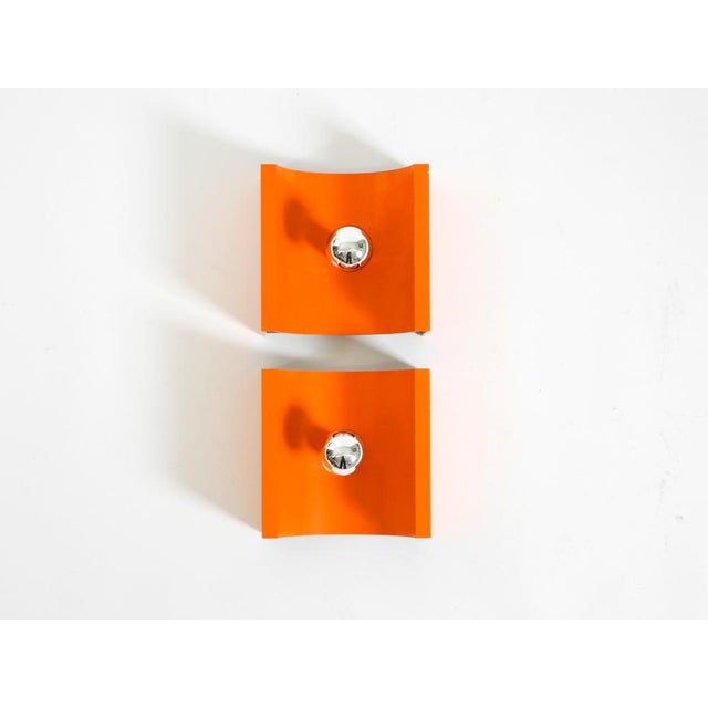 1960s Space Age Metal Wall Lamps in Orange by Klaus Hempel for Kaiser Leuchten, 1960s, Set of 2 For Sale - Image 5 of 18
