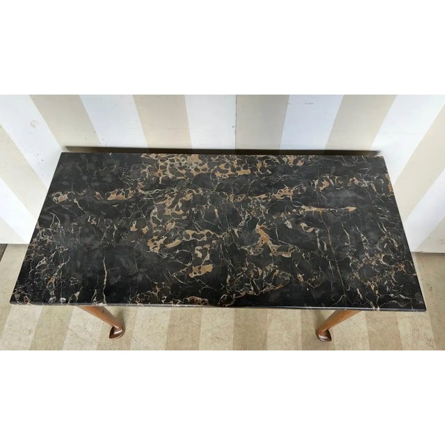 Early 19th Cent. American Federal Period Cherry Slab Table With Black Marble Top For Sale In Richmond - Image 6 of 7
