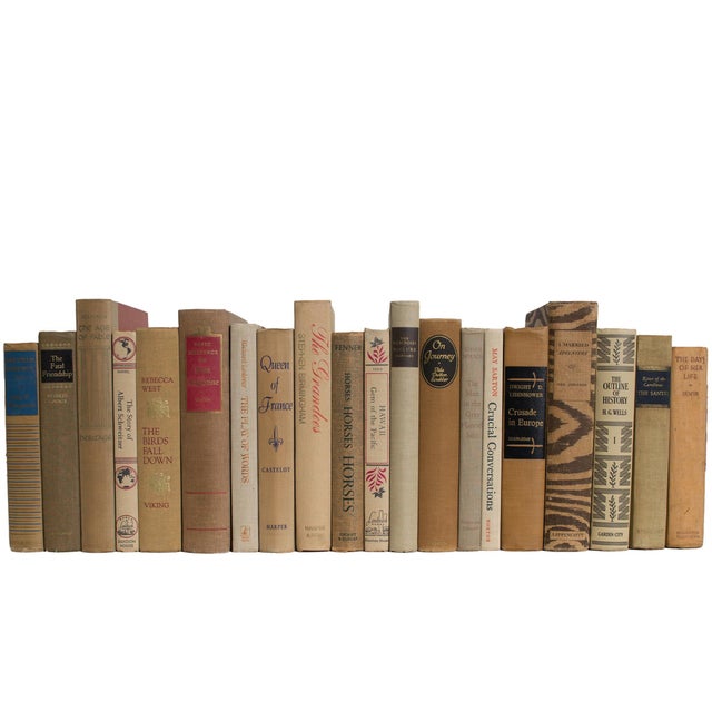 Take your design to a new level with the Vintage Driftwood Color By The Foot from Booth & Williams. One linear foot of...