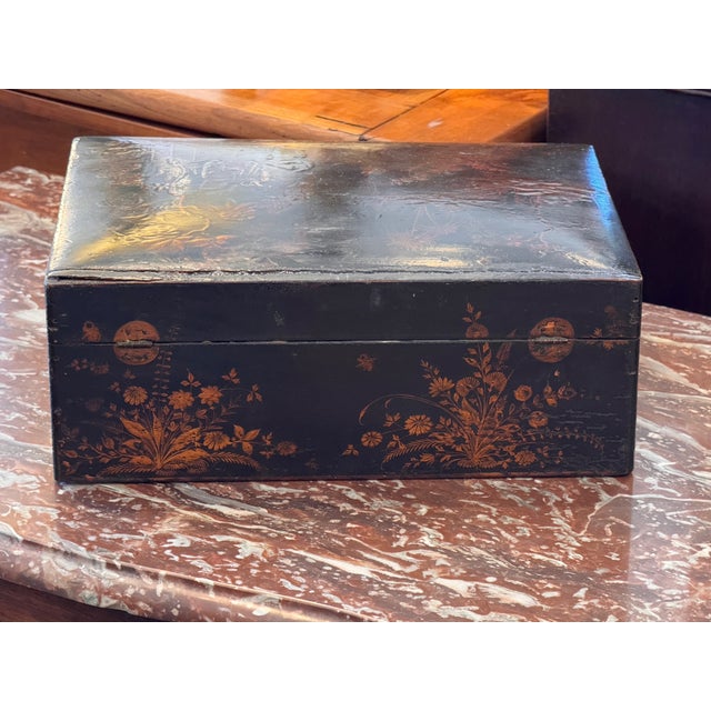Late 19th Century Lacquered Box With Gilt Chinoiserie Scenes For Sale - Image 4 of 7