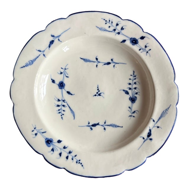 Antique 18th Century French Louis XV Chantilly Porcelain Soup Bowl or Plate in Blue and White Sprig, Circa 1760 For Sale