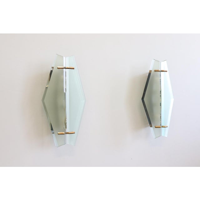 1960s Max Ingrand for Fontana Arte Large Wall Lamps Model 1943, 1960, Set of 2 For Sale - Image 5 of 16