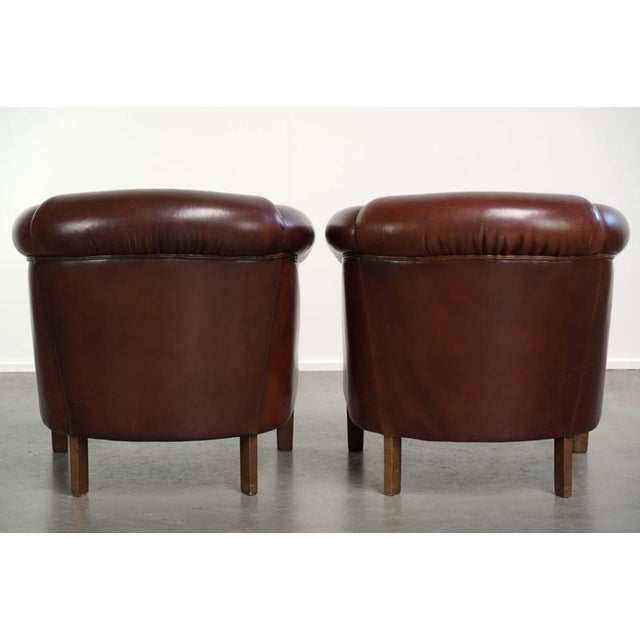 Sheepskin Club Armchairs in Dark Cognac, Set of 2 For Sale - Image 3 of 15