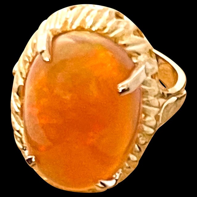 14 Carat Oval Shape Ethiopian Opal Cocktail Ring 14 Karat Yellow Gold Solid Ring For Sale - Image 13 of 18