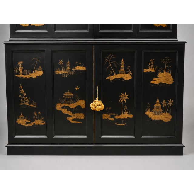 19th Century, English Black Chinoiserie Decorated Bi-Fold Door Cabinet For Sale In Providence - Image 6 of 10