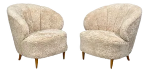 Finnish Modern, Shell Form Lounge Chairs, Beige Shearling, Wood, Finland, 1940s