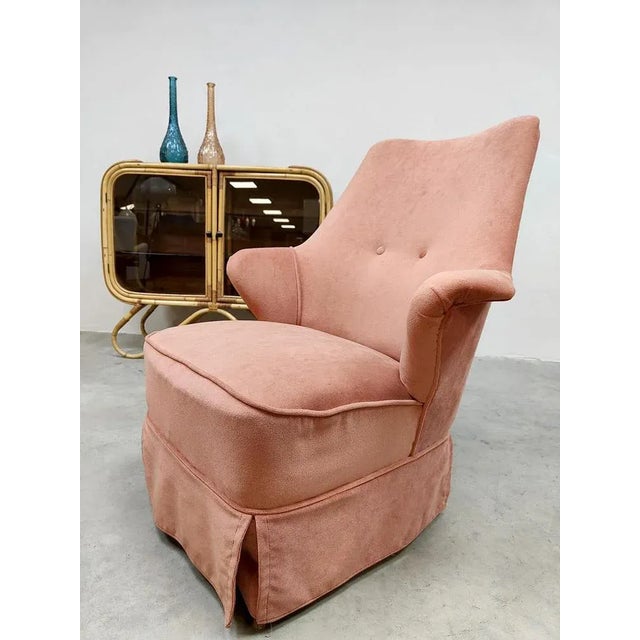 1950s Vintage Soft Pink Lounge Chair by Theo Ruth for Artifort, 1950s For Sale - Image 5 of 6