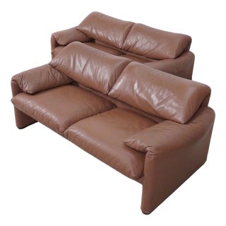Vintage Maralunga 2-Seater Sofas in Mocca Leather by Vico Magistretti for Cassina, 1990s, Set of 2 For Sale