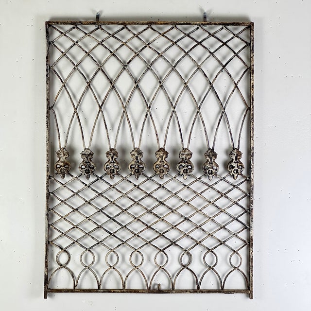 Early 20th Century Architectural Salvage New York City Metal Window Grate in Multi Design Bent Wires For Sale - Image 11 of 15