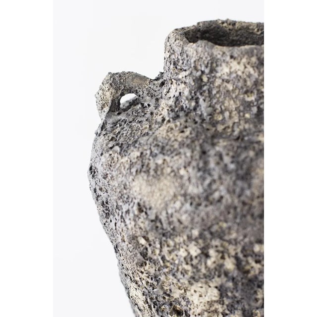 Arq 001 Vase by Raquel Vidal and Pedro Paz For Sale - Image 4 of 6