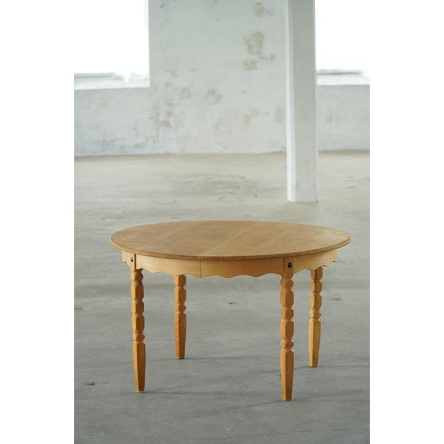 Mid-Century Danish Round Dining Table in Oak with Three Extensions, 1960s For Sale - Image 15 of 18