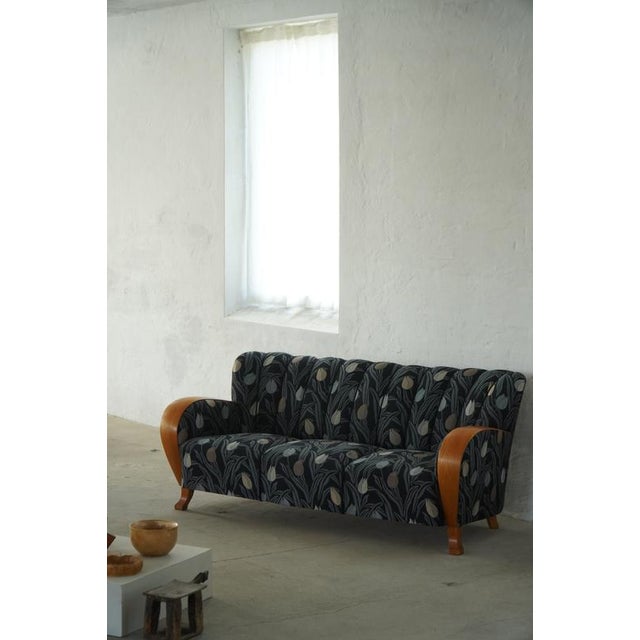 Beige Danish Art Deco 3-Seater Sofa in Elm with Floral Upholstery, 1940s For Sale - Image 8 of 18